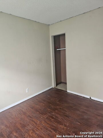 Image 8 of 10 For 907 Hough  