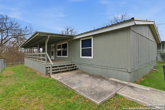 Listing photo id 4 for 560 Canal  