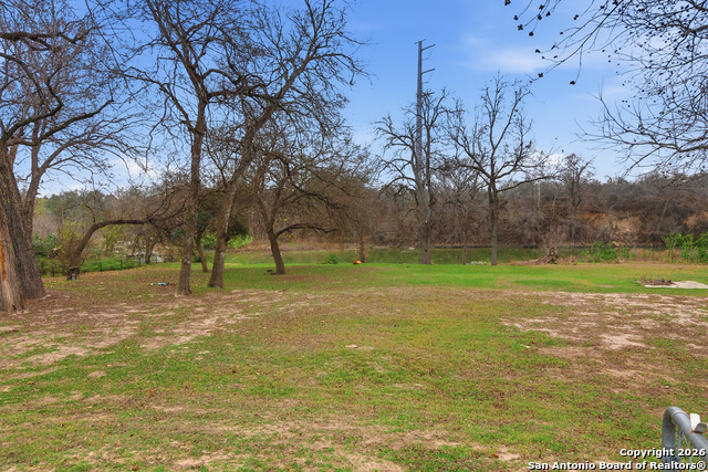 Listing photo id 5 for 560 Canal  