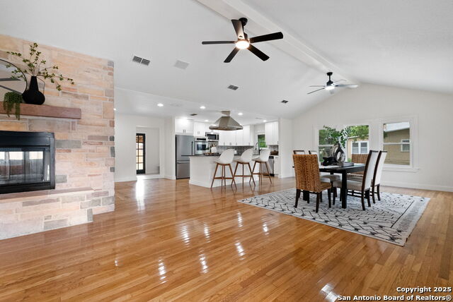 Image 3 of 29 For 456 Magazine