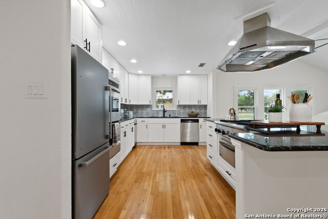 Image 8 of 29 For 456 Magazine