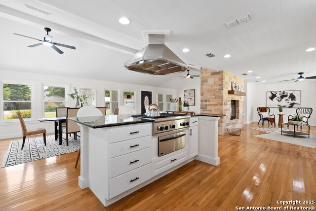 Image 9 of 29 For 456 Magazine