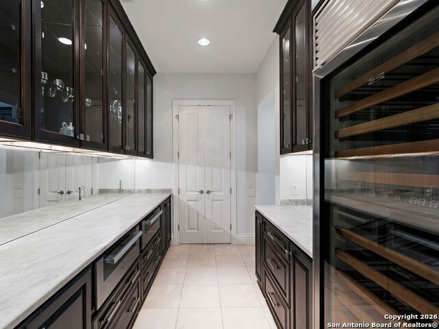 Listing photo id 20 for 14 Duxbury Park