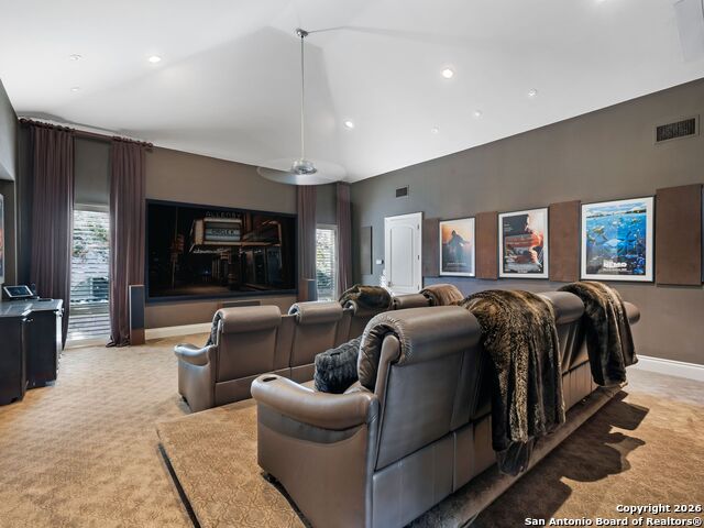 Listing photo id 23 for 14 Duxbury Park