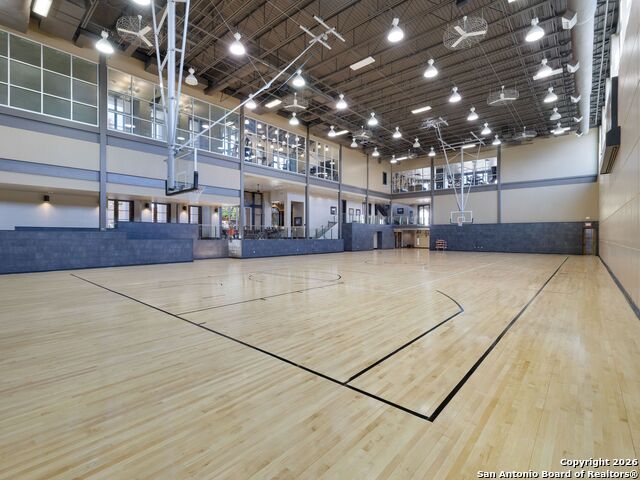 Listing photo id 71 for 14 Duxbury Park