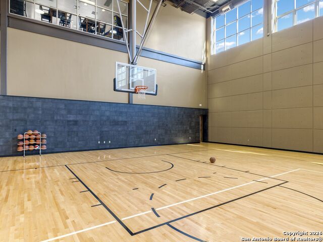 Listing photo id 73 for 14 Duxbury Park