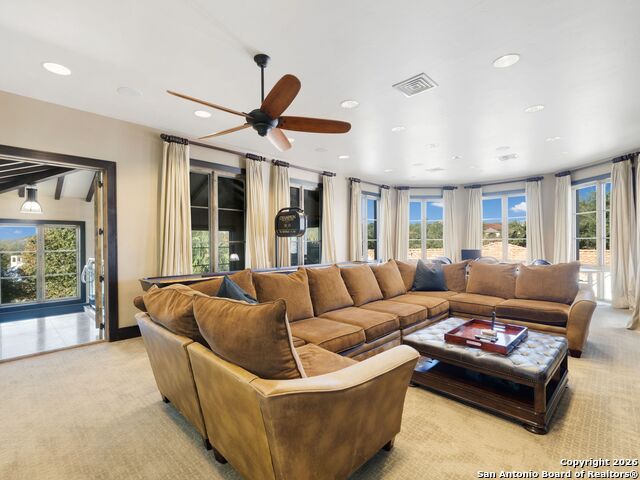 Listing photo id 79 for 14 Duxbury Park