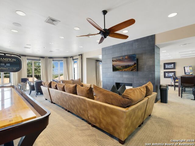 Listing photo id 80 for 14 Duxbury Park