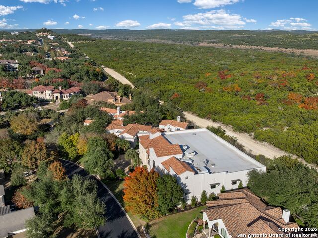 Listing photo id 95 for 14 Duxbury Park