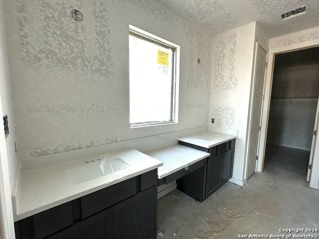 Image 15 of 39 For 196 Desert Bloom