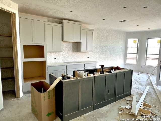 Image 16 of 39 For 196 Desert Bloom