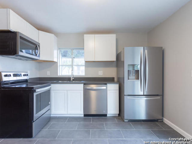 Image 9 of 17 For 102 Antrim  