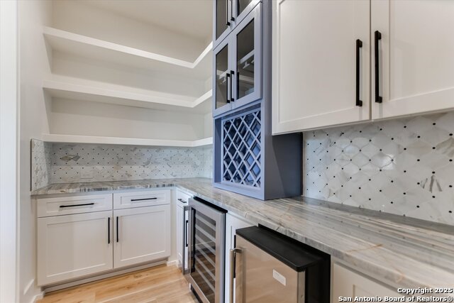 Image 18 of 46 For 420 Lake  