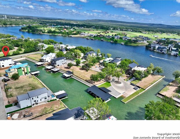 Image 4 of 46 For 420 Lake  