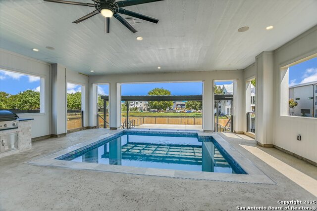 Image 5 of 46 For 420 Lake  