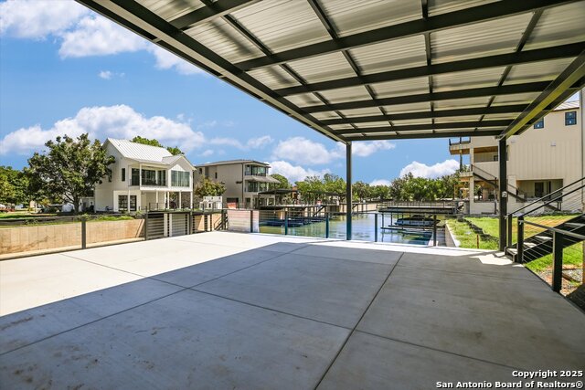 Image 7 of 46 For 420 Lake  