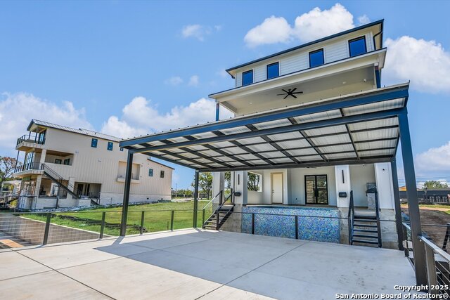 Image 8 of 46 For 420 Lake  