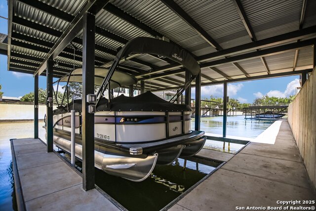 Image 9 of 46 For 420 Lake  