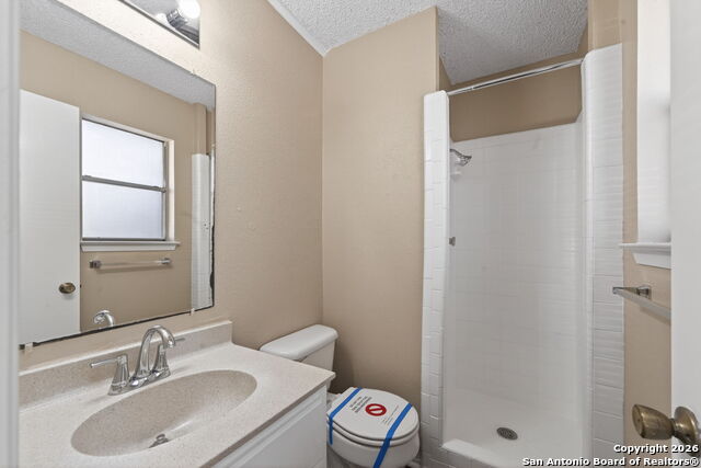 Image 17 of 26 For 4834 Sorrento