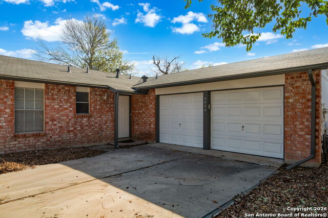 Image 3 of 26 For 4834 Sorrento