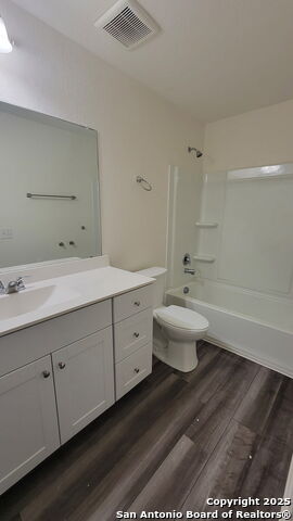 Image 6 of 14 For 13538 Sunrise Meadow