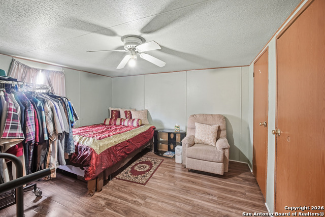 Listing photo id 9 for 4911 Jim Daniel