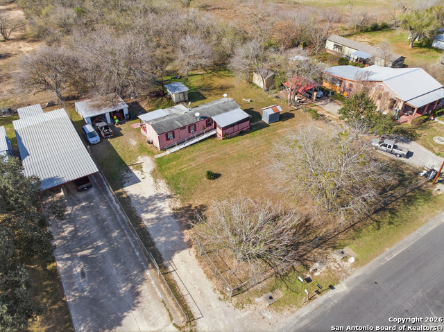 Listing photo id 3 for 4911 Jim Daniel