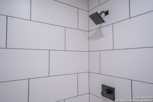 Image 12 of 20 For 1225 Texas Oaks  D