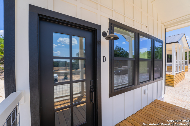 Image 3 of 20 For 1225 Texas Oaks  D