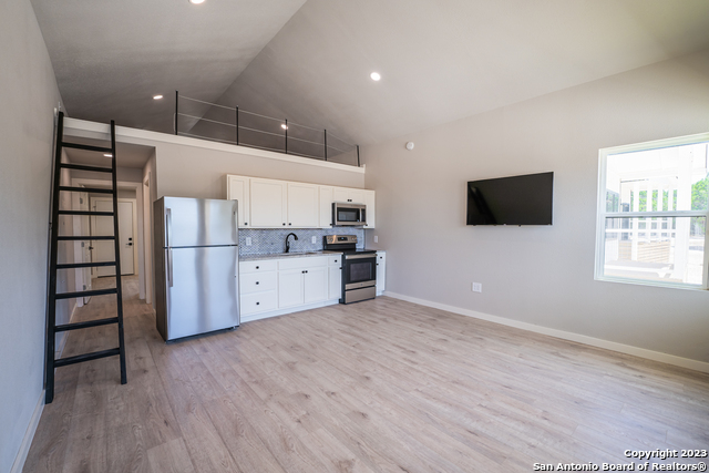 Image 6 of 20 For 1225 Texas Oaks  D