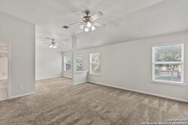 Image 14 of 28 For 208 Valona Dr