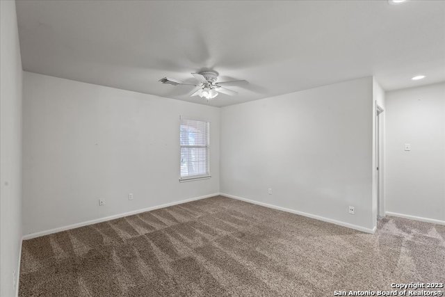 Image 23 of 28 For 208 Valona Dr