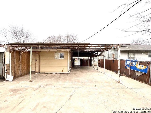 Image 11 of 14 For 1871 Kendalia Ave