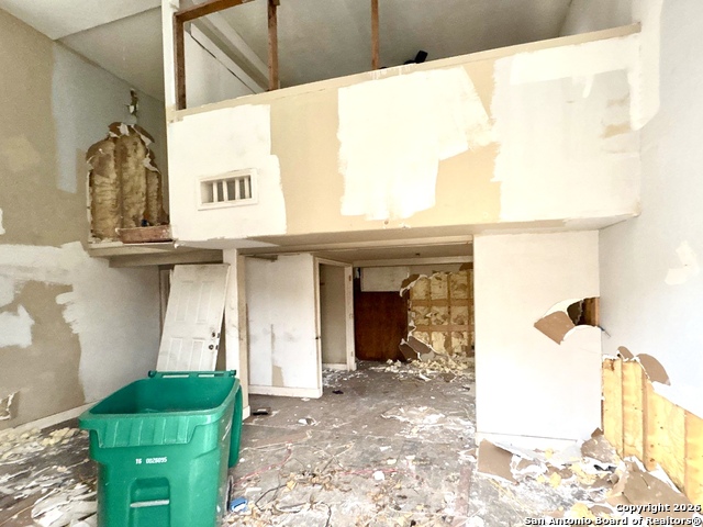 Image 13 of 14 For 1871 Kendalia Ave