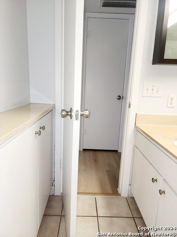 Image 10 of 15 For 8401 New Braunfels Ave N 218