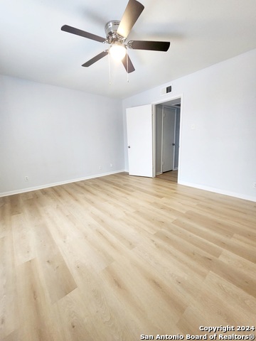 Image 12 of 15 For 8401 New Braunfels Ave N 218