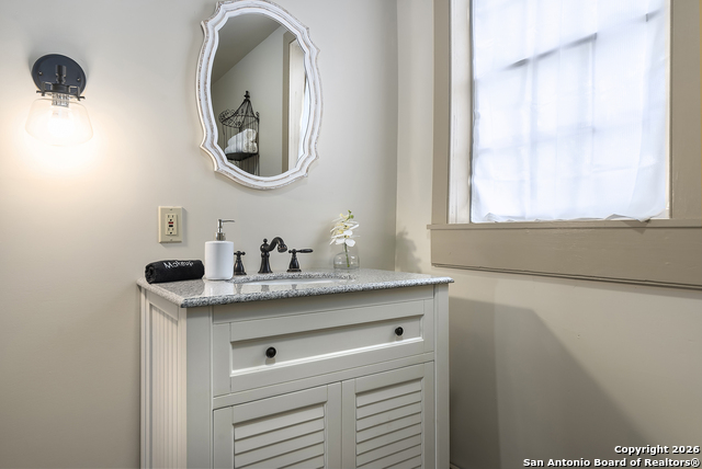 Image 13 of 25 For 104 Austin  