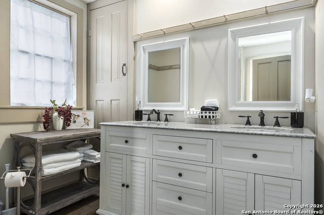 Image 15 of 25 For 104 Austin  