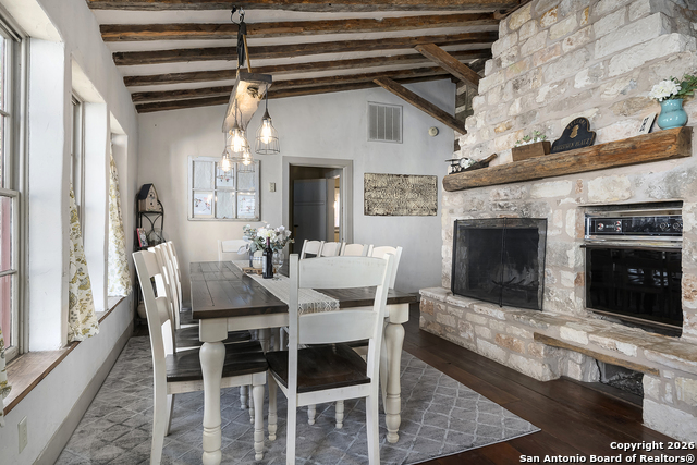 Image 9 of 25 For 104 Austin  