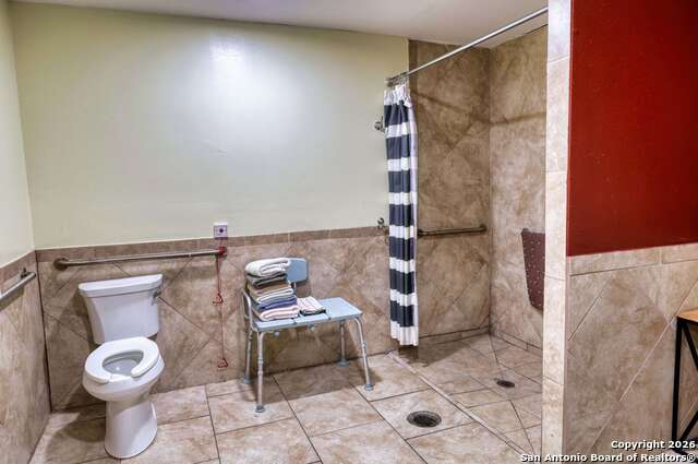 Image 15 of 24 For 4154 Swans Landing