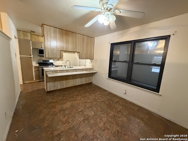 Image 13 of 20 For 7139 Laurel Valley