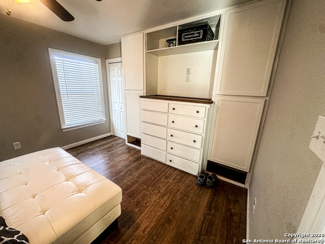 Image 4 of 18 For 216 Redbud  