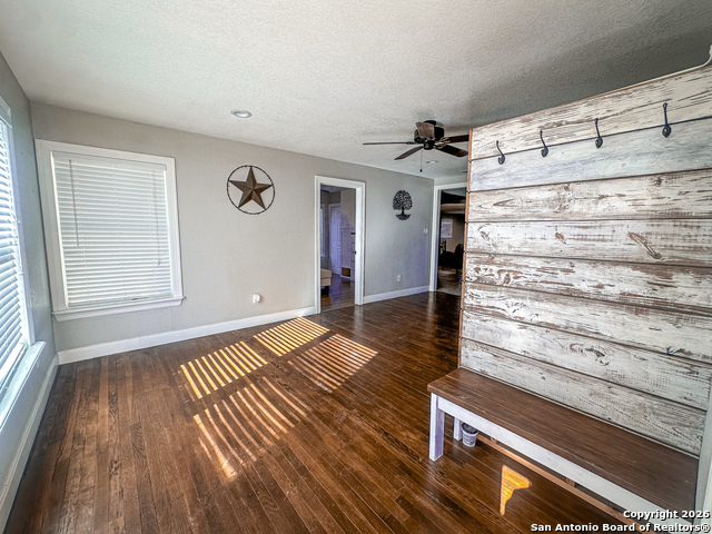 Image 5 of 18 For 216 Redbud  