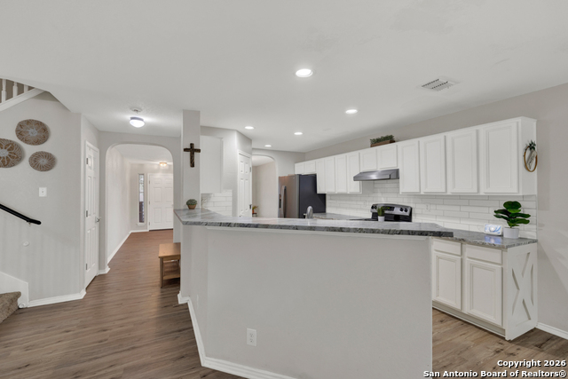 Image 13 of 43 For 2410 Fayette