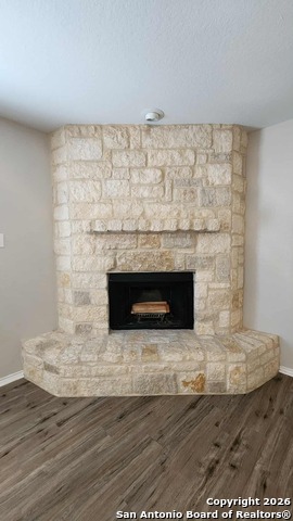 Image 4 of 43 For 2410 Fayette