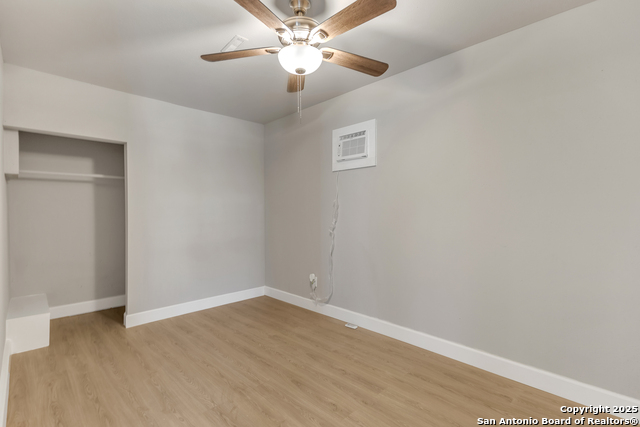 Image 12 of 31 For 4214 Flint Hill St