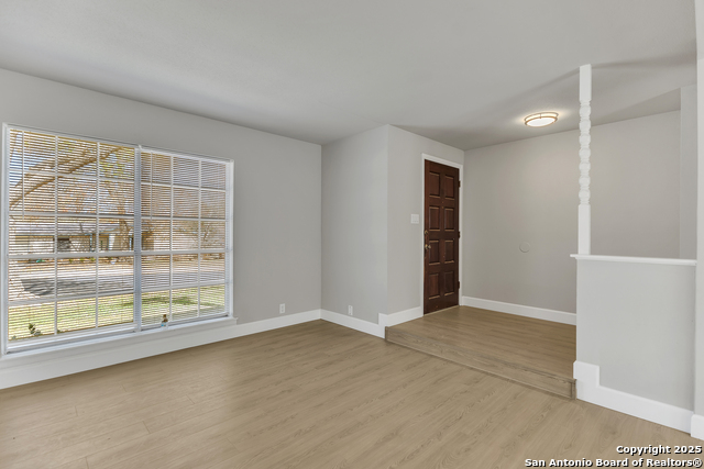 Image 9 of 31 For 4214 Flint Hill St