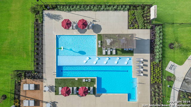 Listing photo id 43 for 10717 Dazzle