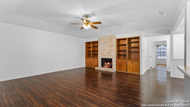 Image 3 of 16 For 5854 Royal Ridge