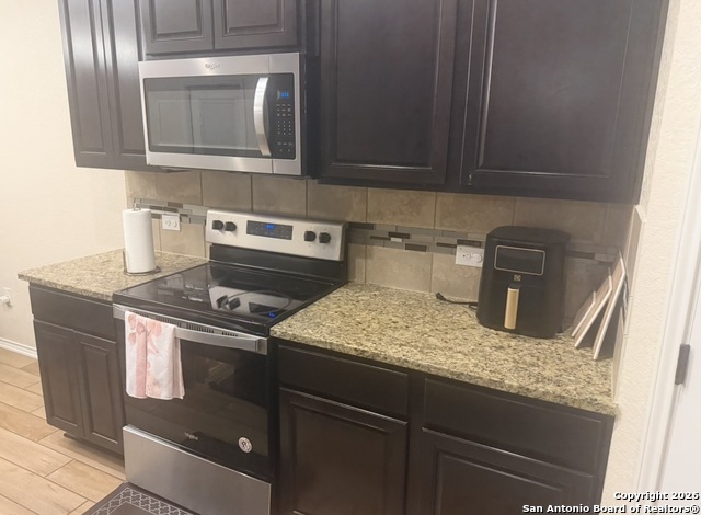 Image 6 of 31 For 114 Katy Way